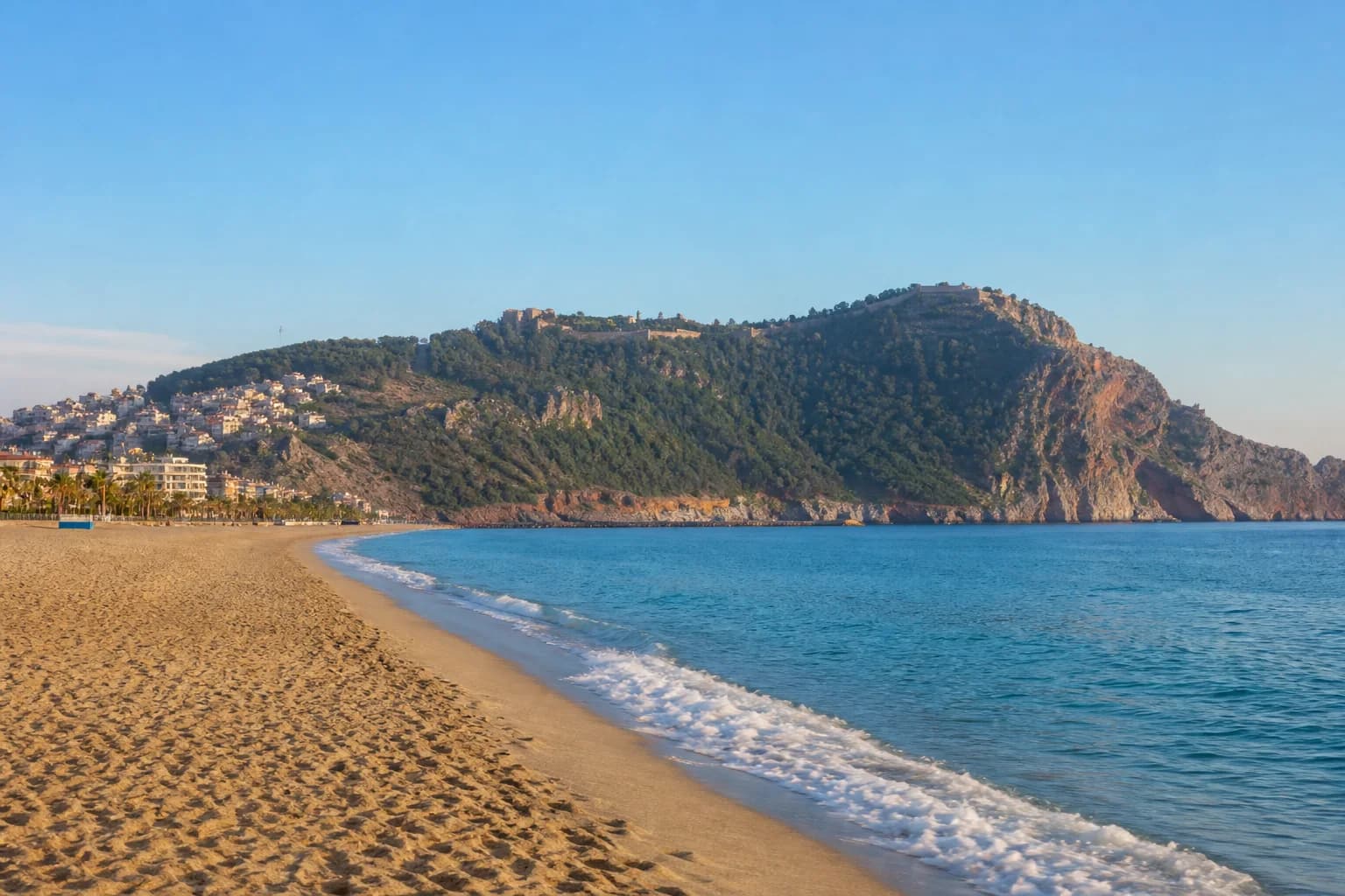 Representative scene of a private transfer arrival in the Alanya area